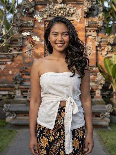 Dewi, 28, Indonesian woman from Bali looking for genuine love through Asian dating