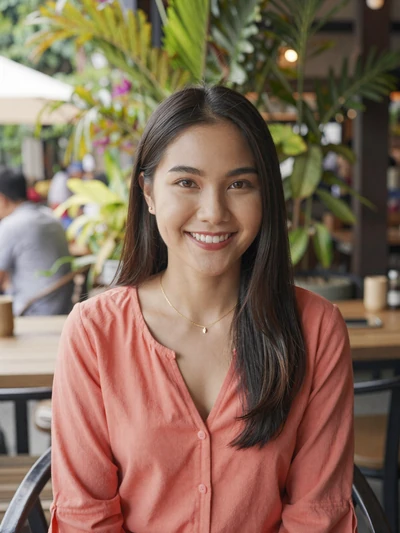 Praew Chaisakul, 24, Thai woman from Chiang Mai seeking genuine love internationally